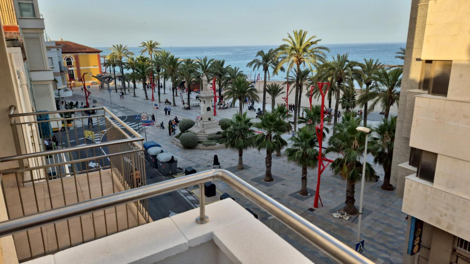 Duplex Lujoso Para 6 Personas Frente Al Mar Vinarós Exterior foto